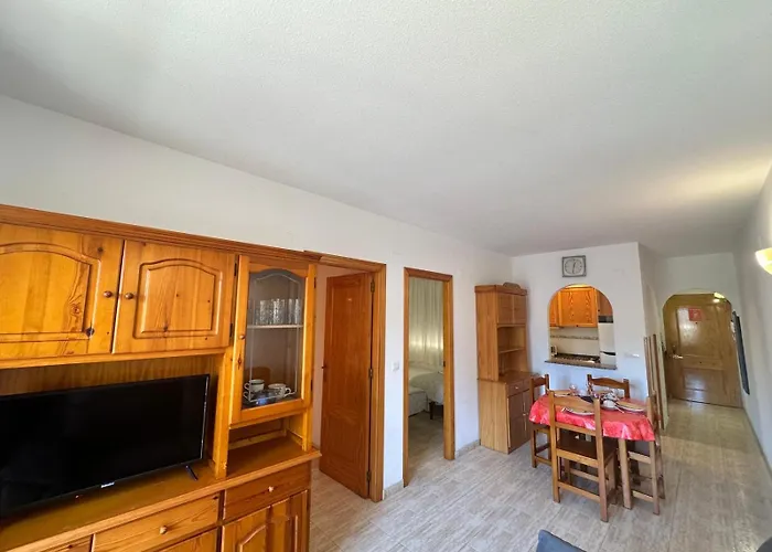 Homely Sol Y Mar تورّيفيِخا